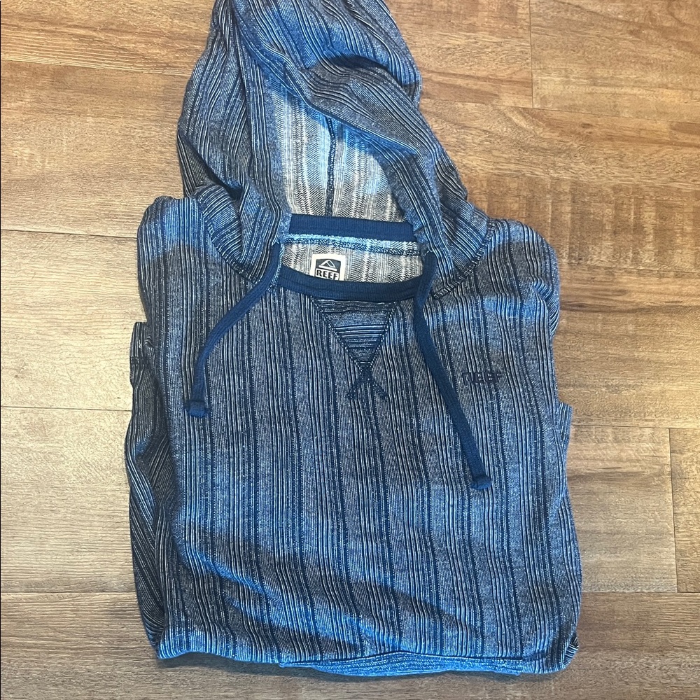 Reef Baja Hoodie – Blue Striped Pullover